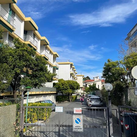 Apartamento Franca'S House Bordighera Exterior foto